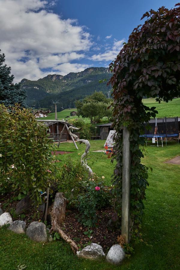 Parc Hotel Tyrol Кастелрото Екстериор снимка