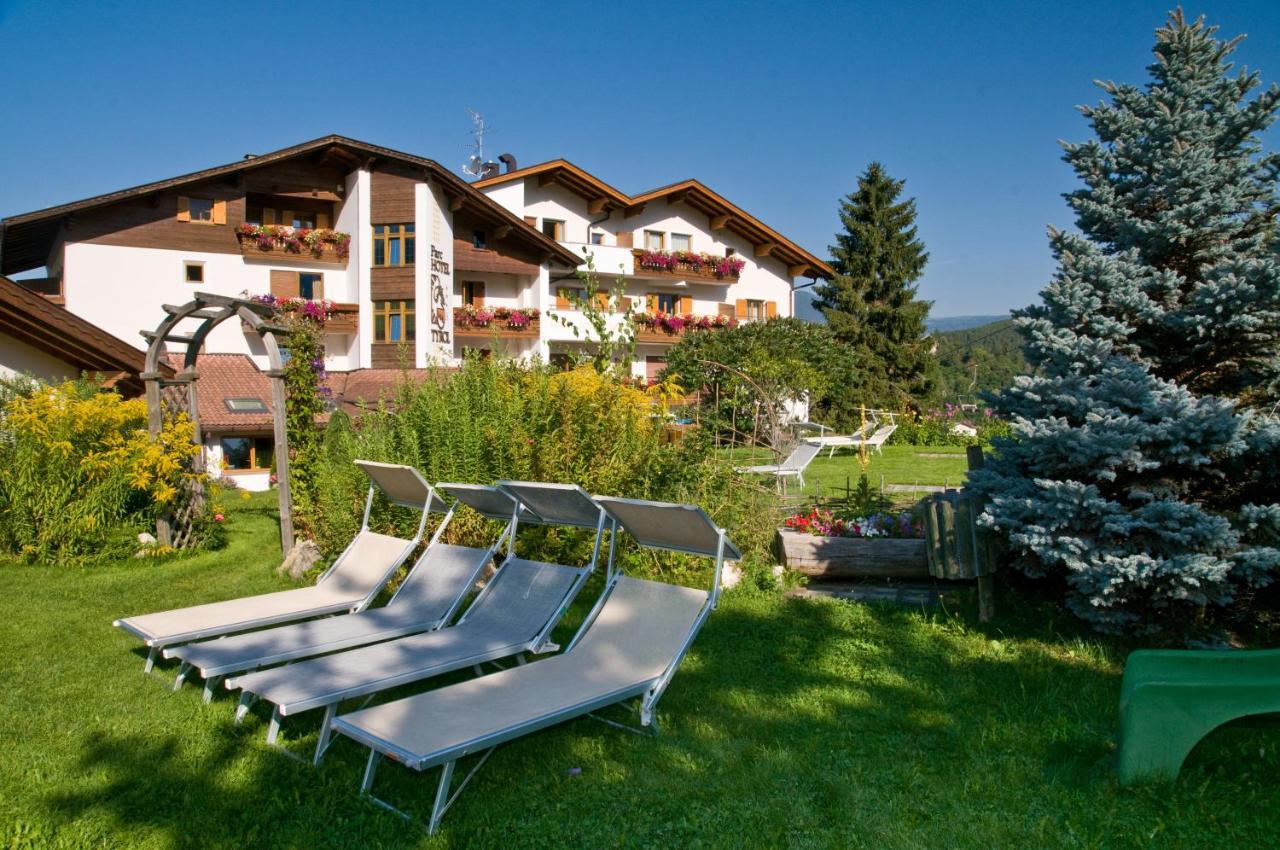 Parc Hotel Tyrol Кастелрото Екстериор снимка