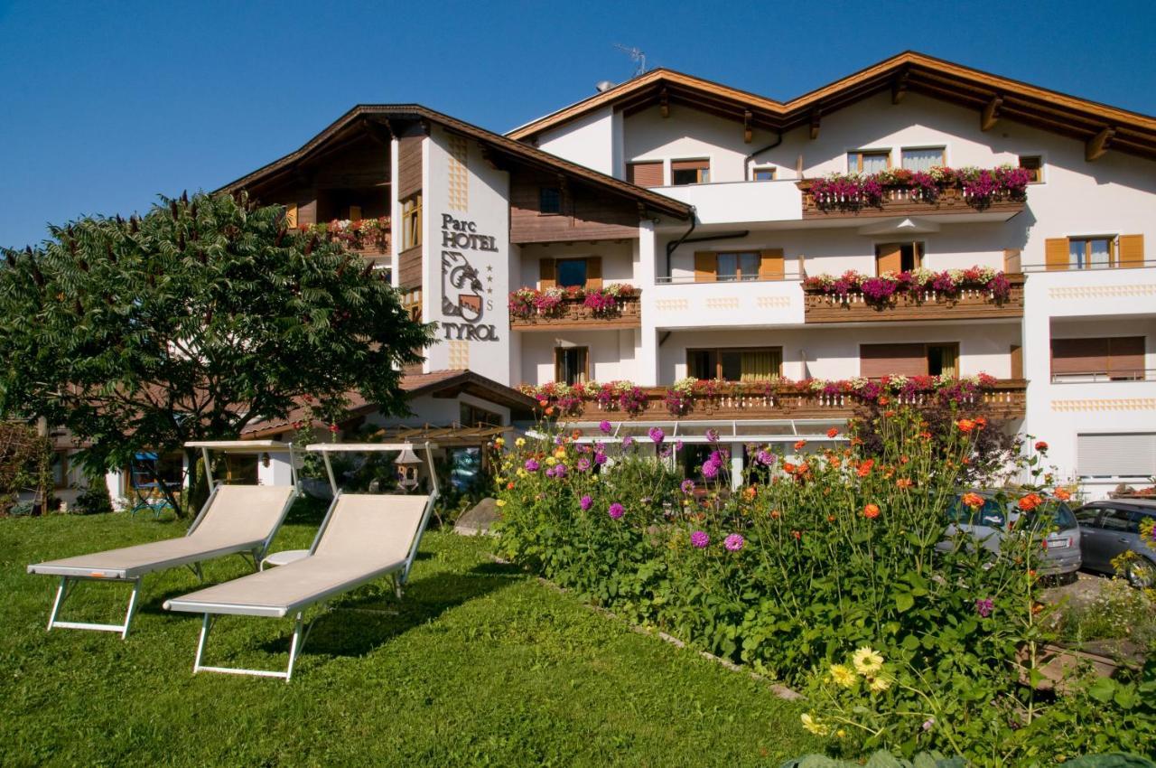 Parc Hotel Tyrol Кастелрото Екстериор снимка